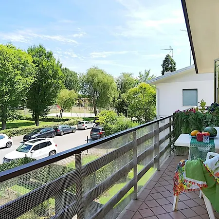 Διαμέρισμα Mirella, Quiet Area, With Parking Space And Wi-fi Μπιμπιόνε